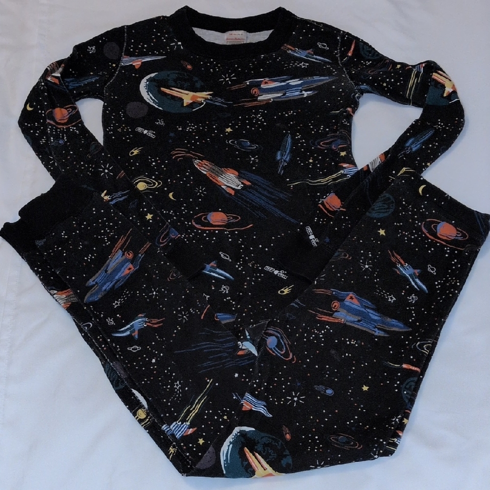 Hanna Andersson PJs Space Print Size 10